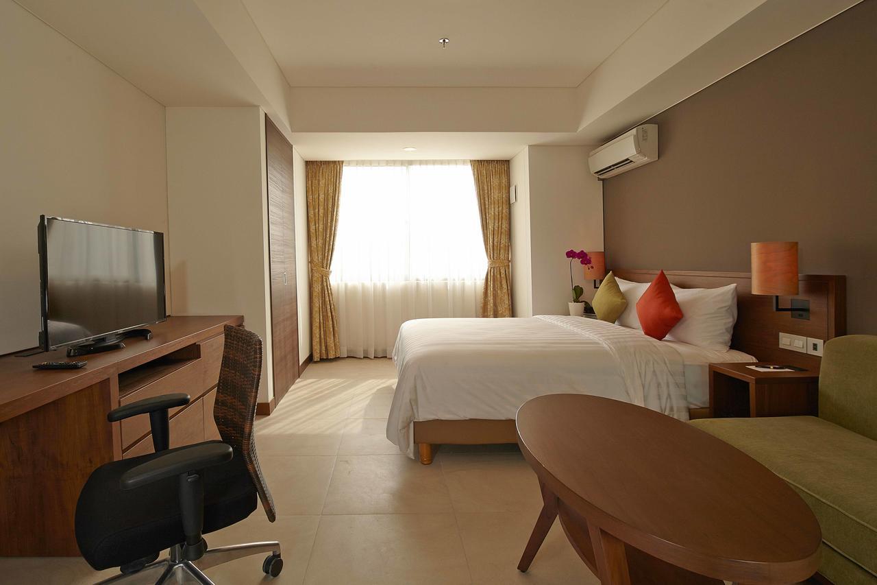 Axia South Cikarang Service Apartment Exterior photo
